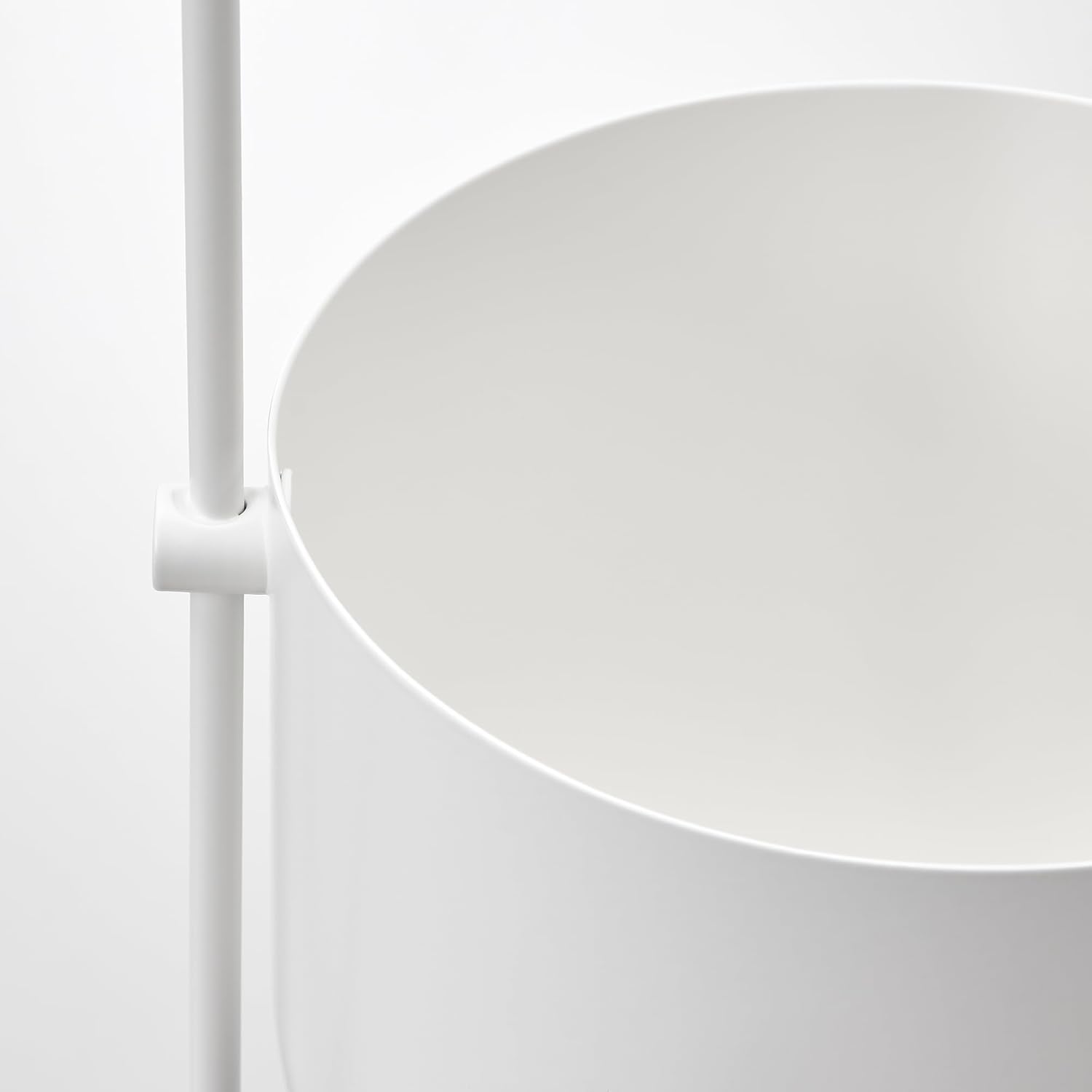 CHILISTRÅN Hanging planter, indoor/outdoor white, 4 ¾ "